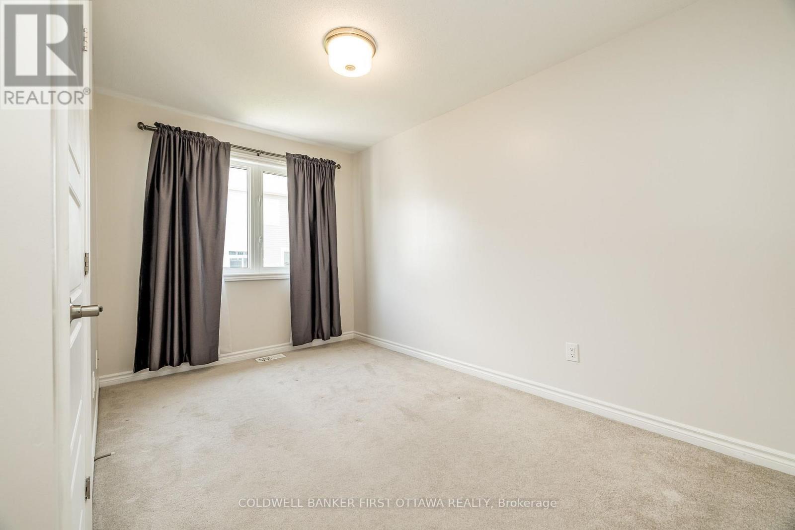 170 Flowing Creek Circle, Ottawa, Ontario  K2M 0K2 - Photo 23 - X12377305