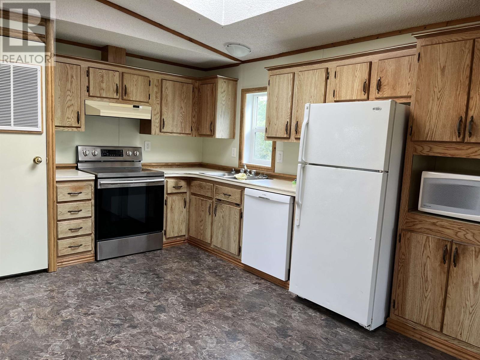 1363 Hwy 615, Barwick, Ontario  P0W 1A0 - Photo 4 - TB252713