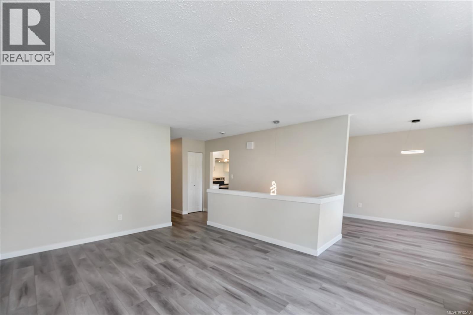 Property at 363 Kislingbury Lane image 4