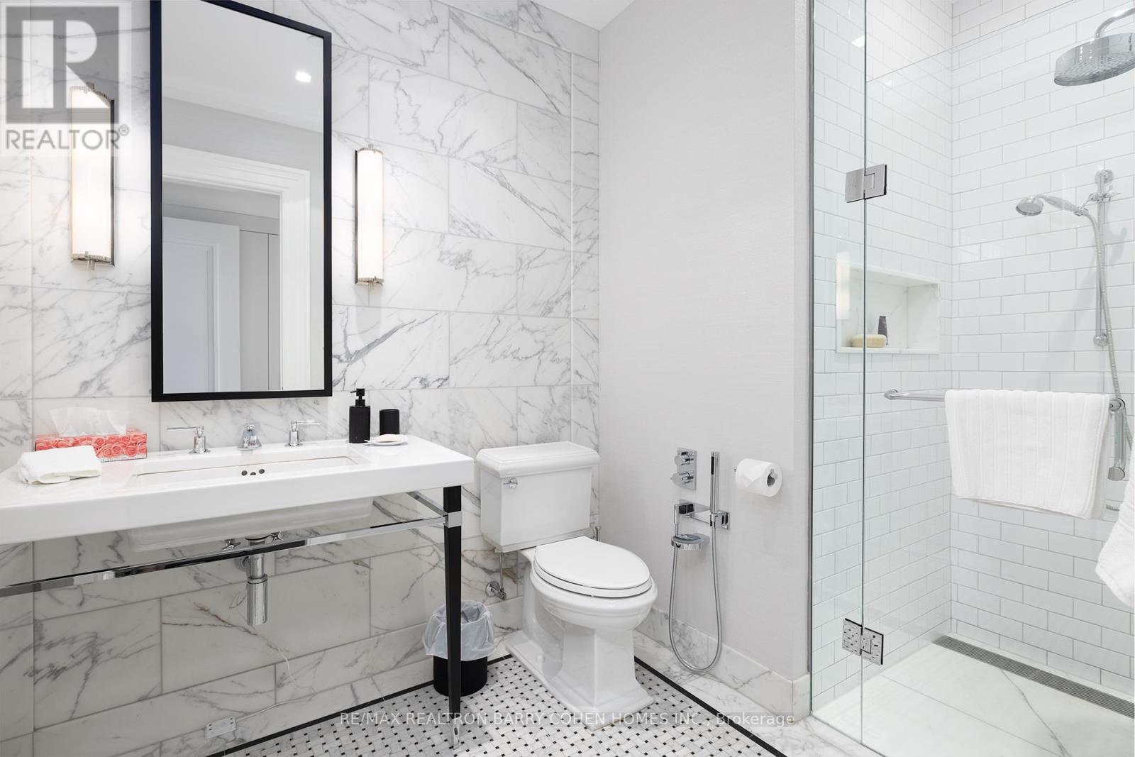 17 Ardwold Gate, Toronto (Casa Loma), Ontario  M5R 2W1 - Photo 27 - C12377052