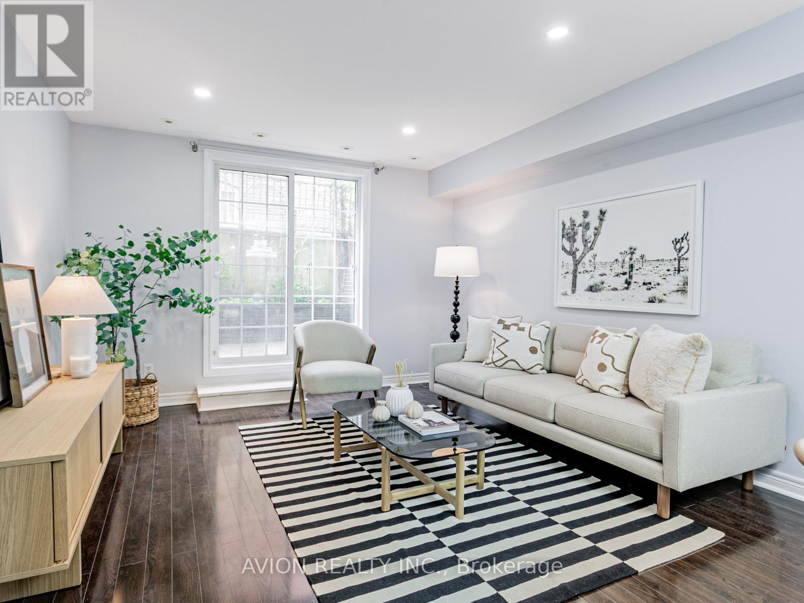 11 - 45 CEDARCROFT BOULEVARD, Toronto, Ontario
