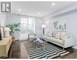 11 - 45 CEDARCROFT BOULEVARD, Toronto, Ontario