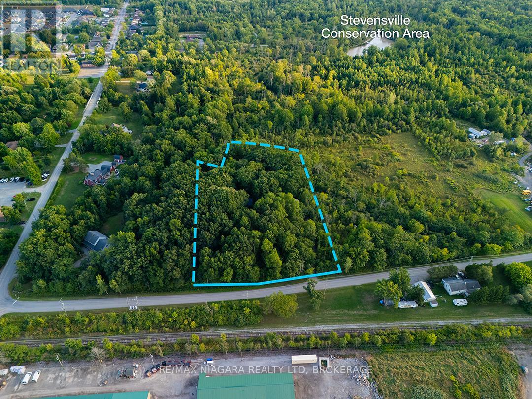 4121 Fox Road, Fort Erie, Ontario  L0S 1S0 - Photo 3 - X12377256