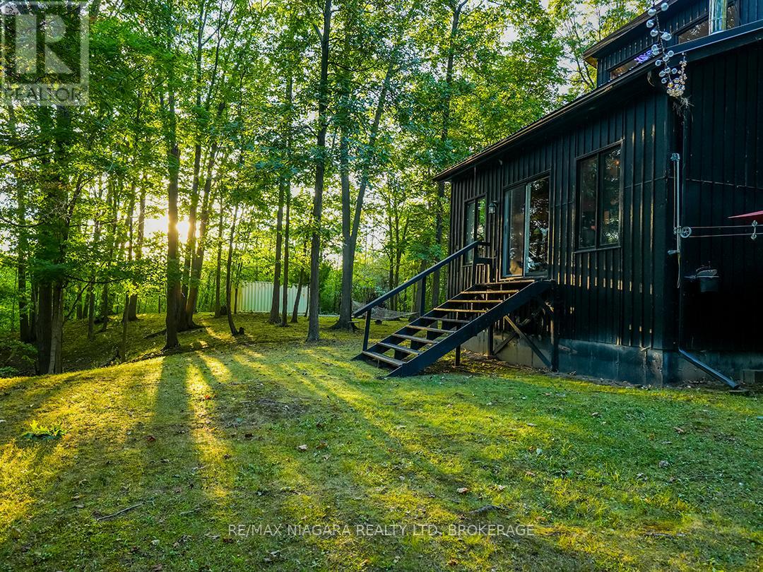 4121 Fox Road, Fort Erie, Ontario  L0S 1S0 - Photo 35 - X12377256