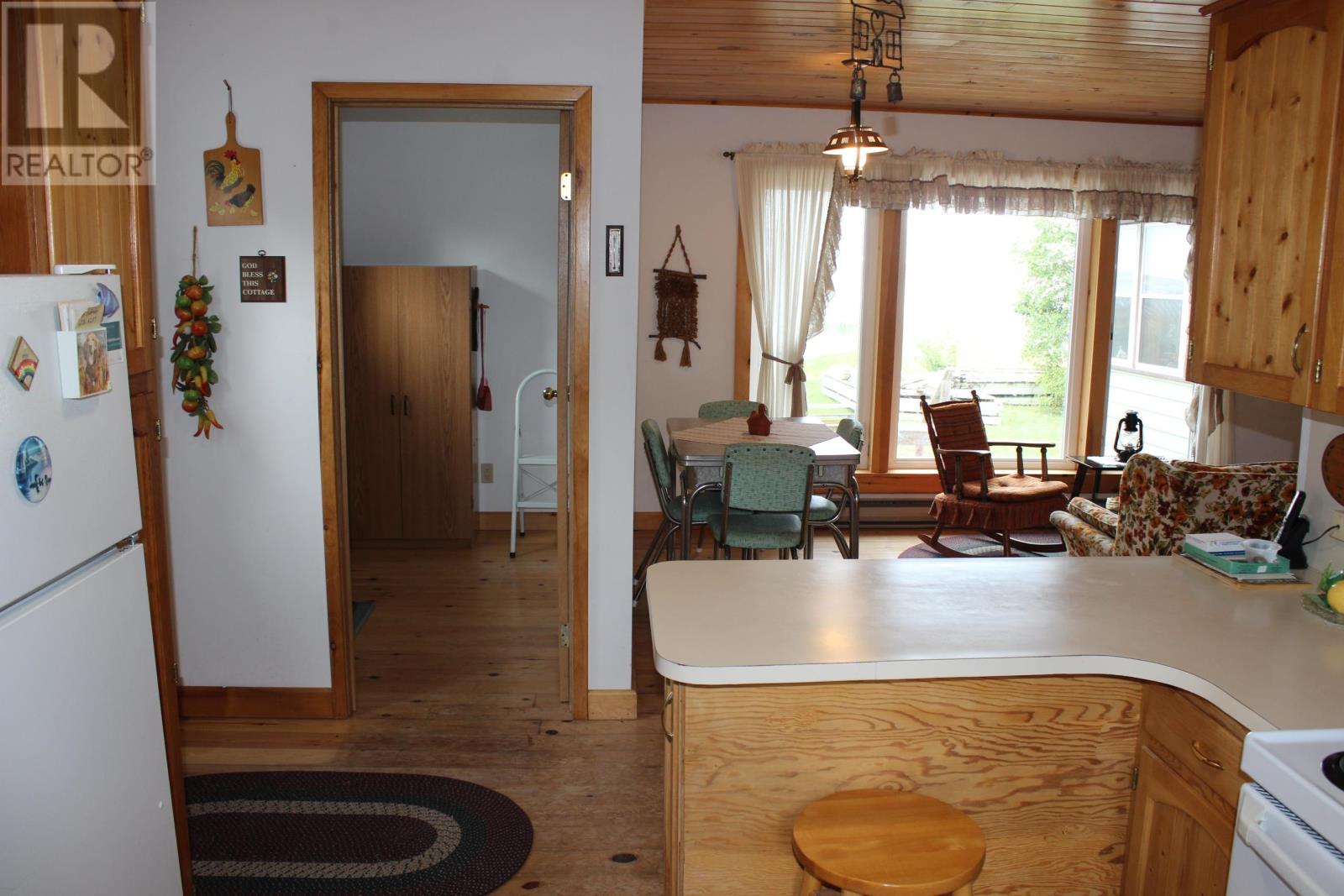 93 Stintzi Dr E, Morson, Ontario  P0W 1J0 - Photo 16 - TB252754