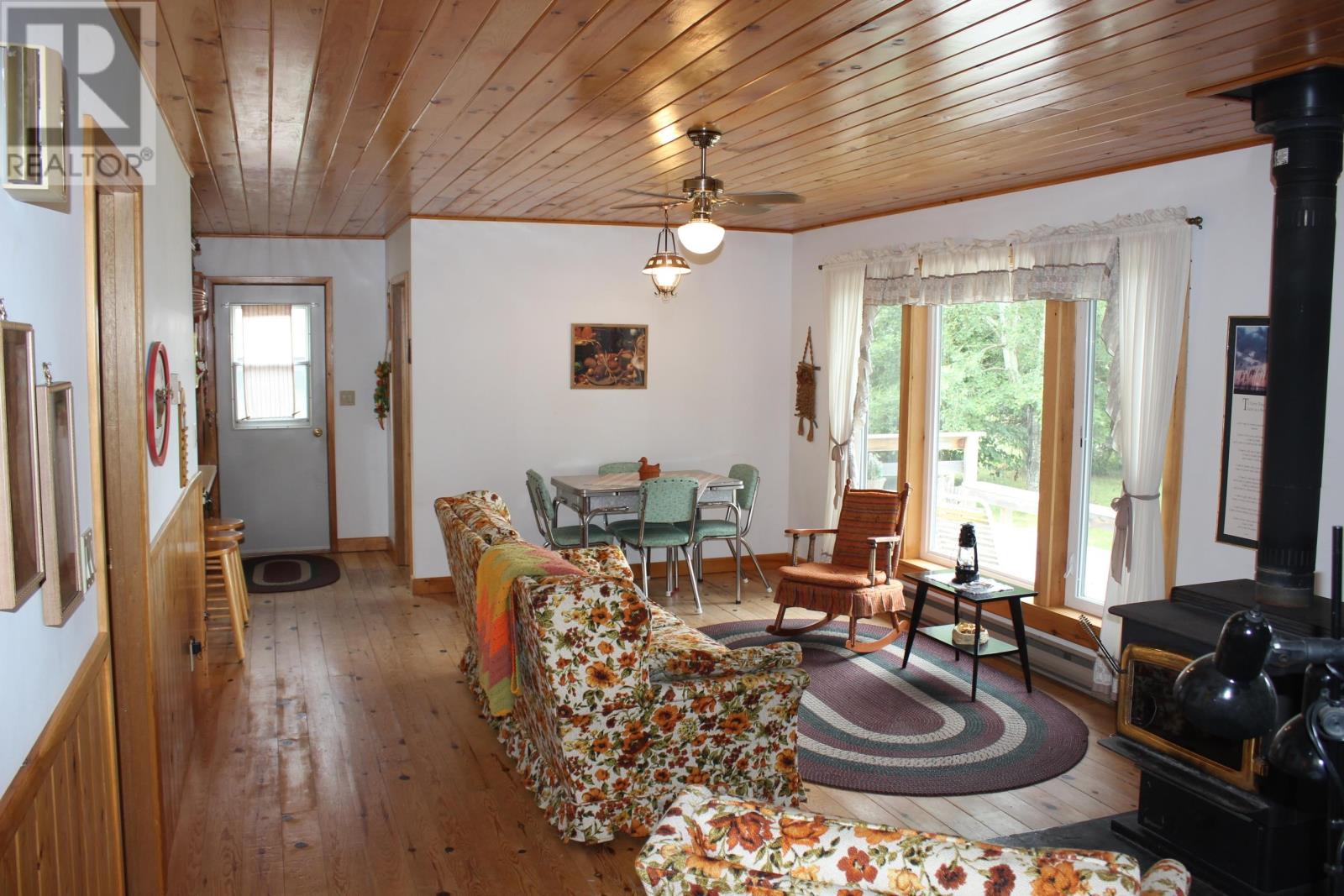 93 Stintzi Dr E, Morson, Ontario  P0W 1J0 - Photo 20 - TB252754