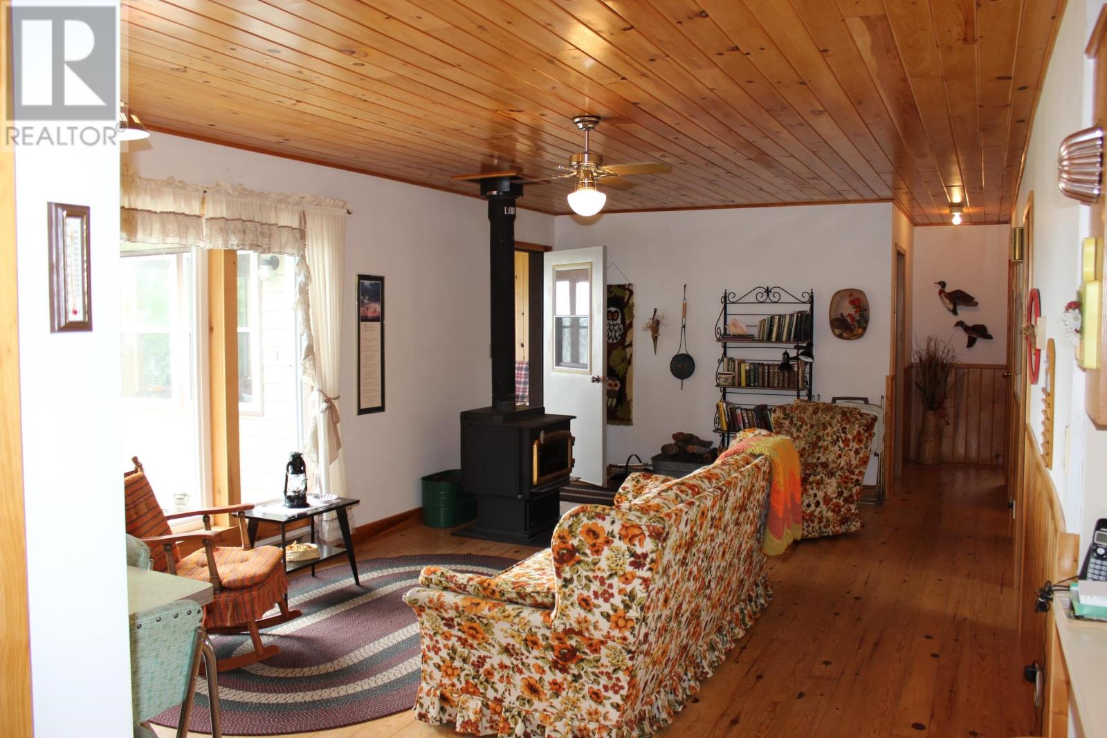 93 Stintzi Dr E, Morson, Ontario  P0W 1J0 - Photo 21 - TB252754