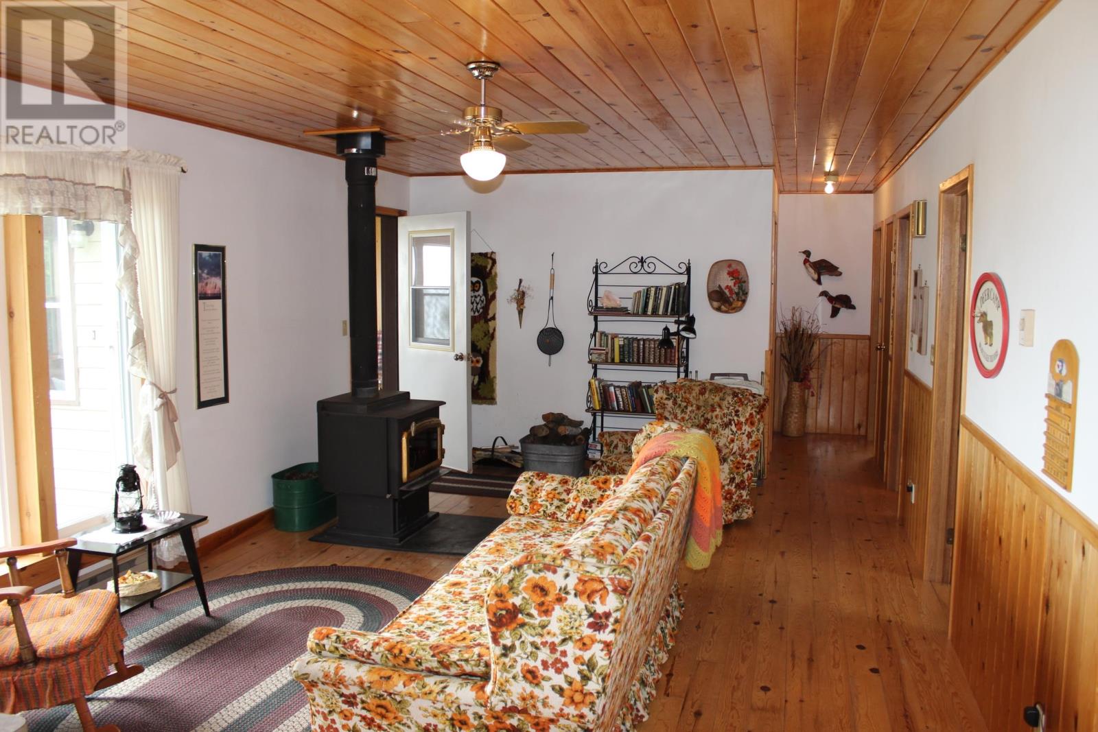 93 Stintzi Dr E, Morson, Ontario  P0W 1J0 - Photo 23 - TB252754