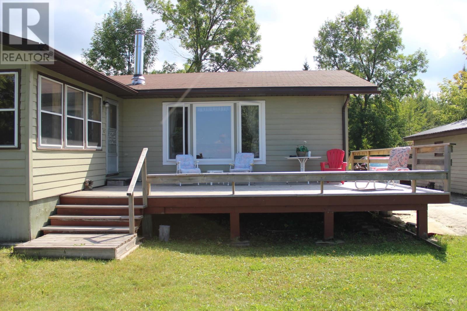 93 Stintzi Dr E, Morson, Ontario  P0W 1J0 - Photo 8 - TB252754