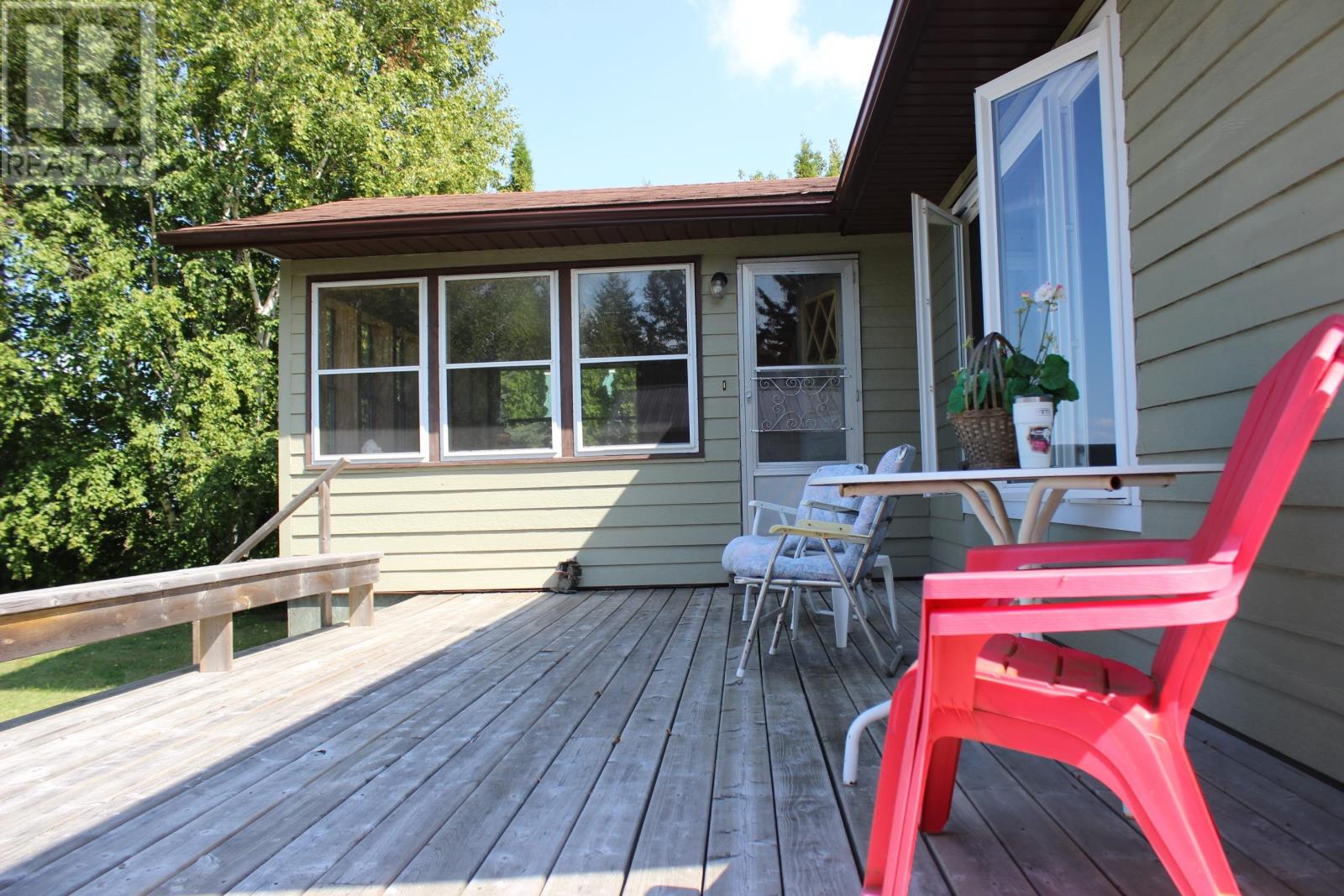 93 Stintzi Dr E, Morson, Ontario  P0W 1J0 - Photo 9 - TB252754