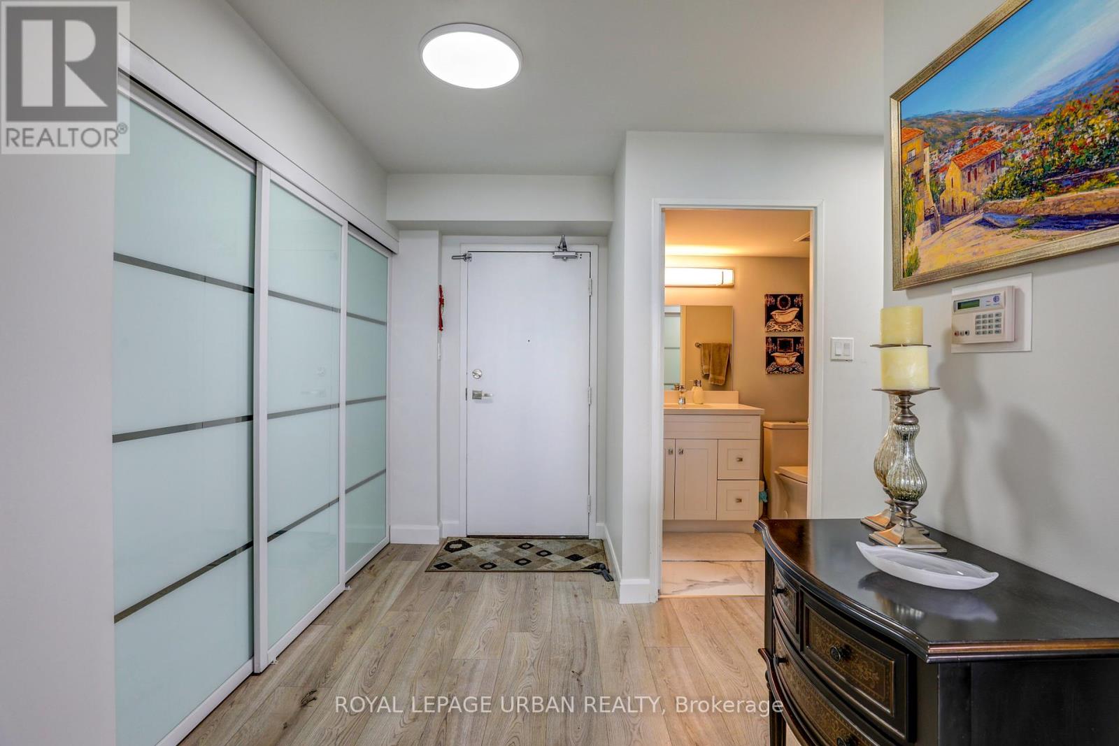 1905 - 5 Greystone Walk Drive, Toronto (Kennedy Park), Ontario  M1K 5J5 - Photo 4 - E12377030