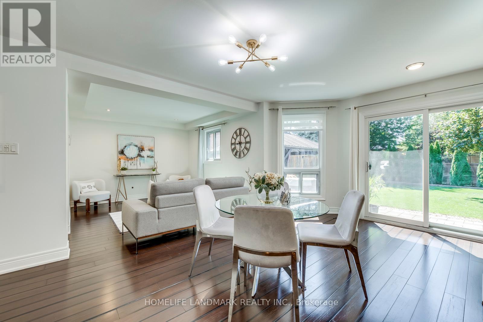 1076 Montrose Abbey Drive, Oakville, Ontario  L6M 1E7 - Photo 22 - W12376340