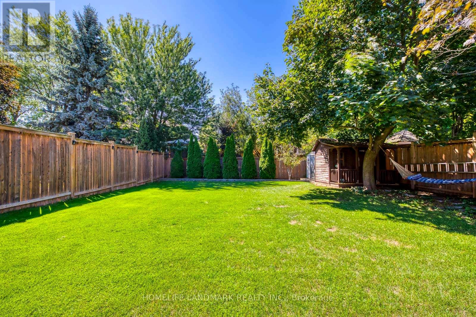 1076 Montrose Abbey Drive, Oakville, Ontario  L6M 1E7 - Photo 46 - W12376340