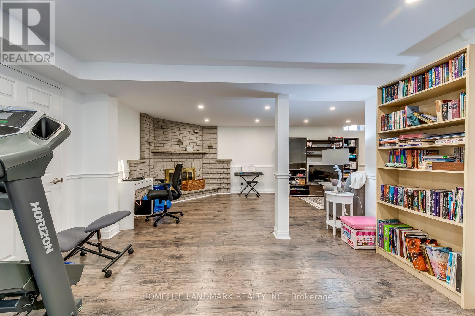 1076 Montrose Abbey Drive, Oakville, Ontario  L6M 1E7 - Photo 41 - W12376340