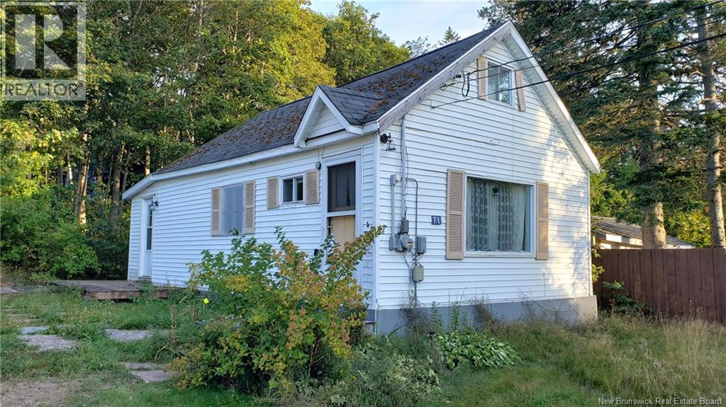 71 Squire Street, Sackville, New Brunswick  E4L 4L4 - Photo 2 - NB125963