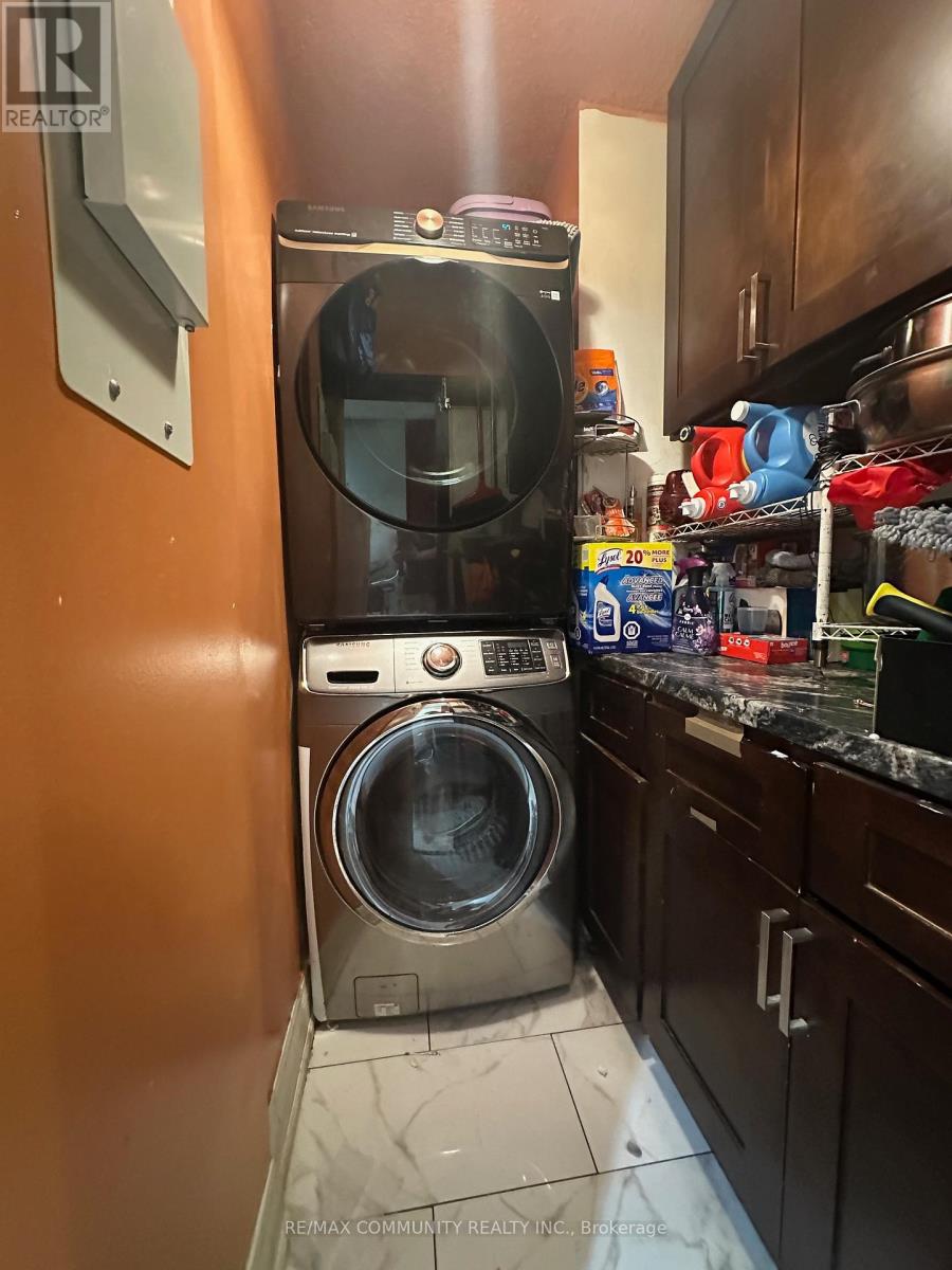 1604 - 370 Dixon Road, Toronto, Ontario  M9R 1T2 - Photo 11 - W12377112