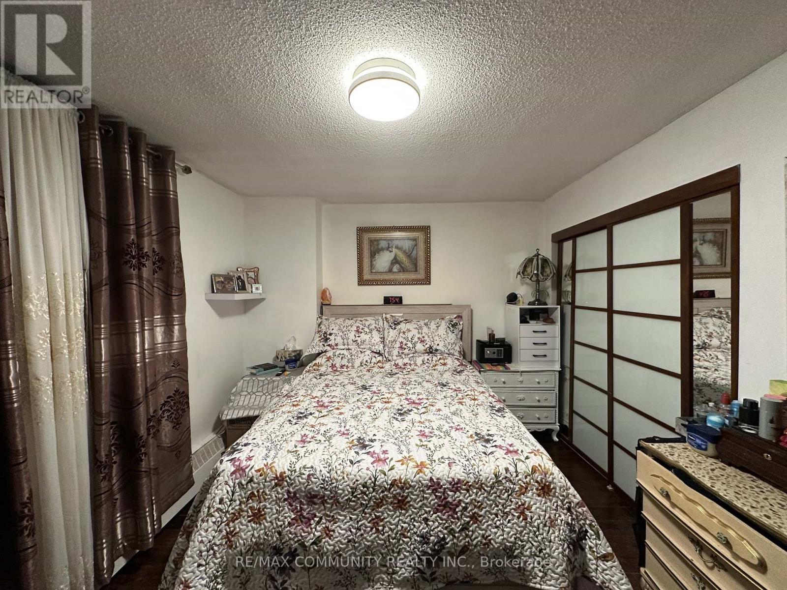 1604 - 370 Dixon Road, Toronto, Ontario  M9R 1T2 - Photo 7 - W12377112