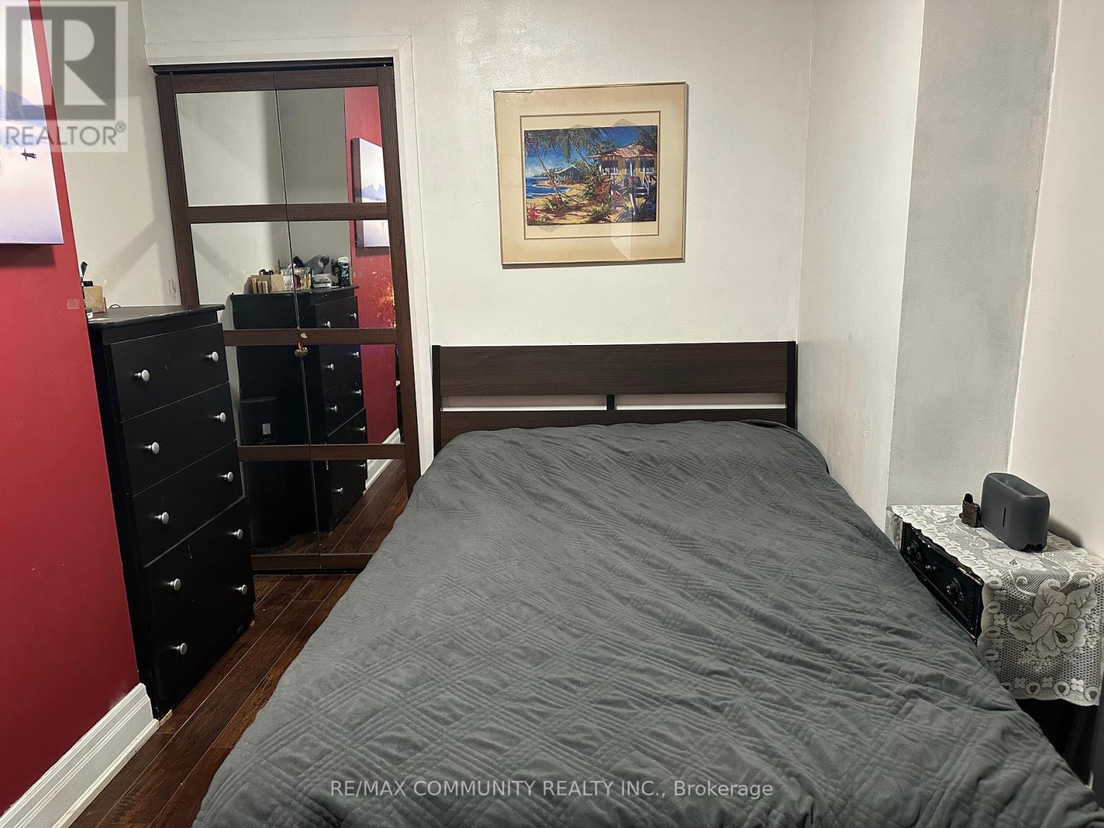 1604 - 370 Dixon Road, Toronto, Ontario  M9R 1T2 - Photo 8 - W12377112