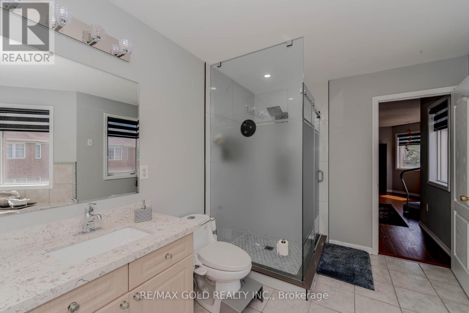 28 Crocker Drive, Brampton, Ontario  L6P 1M8 - Photo 32 - W12377131