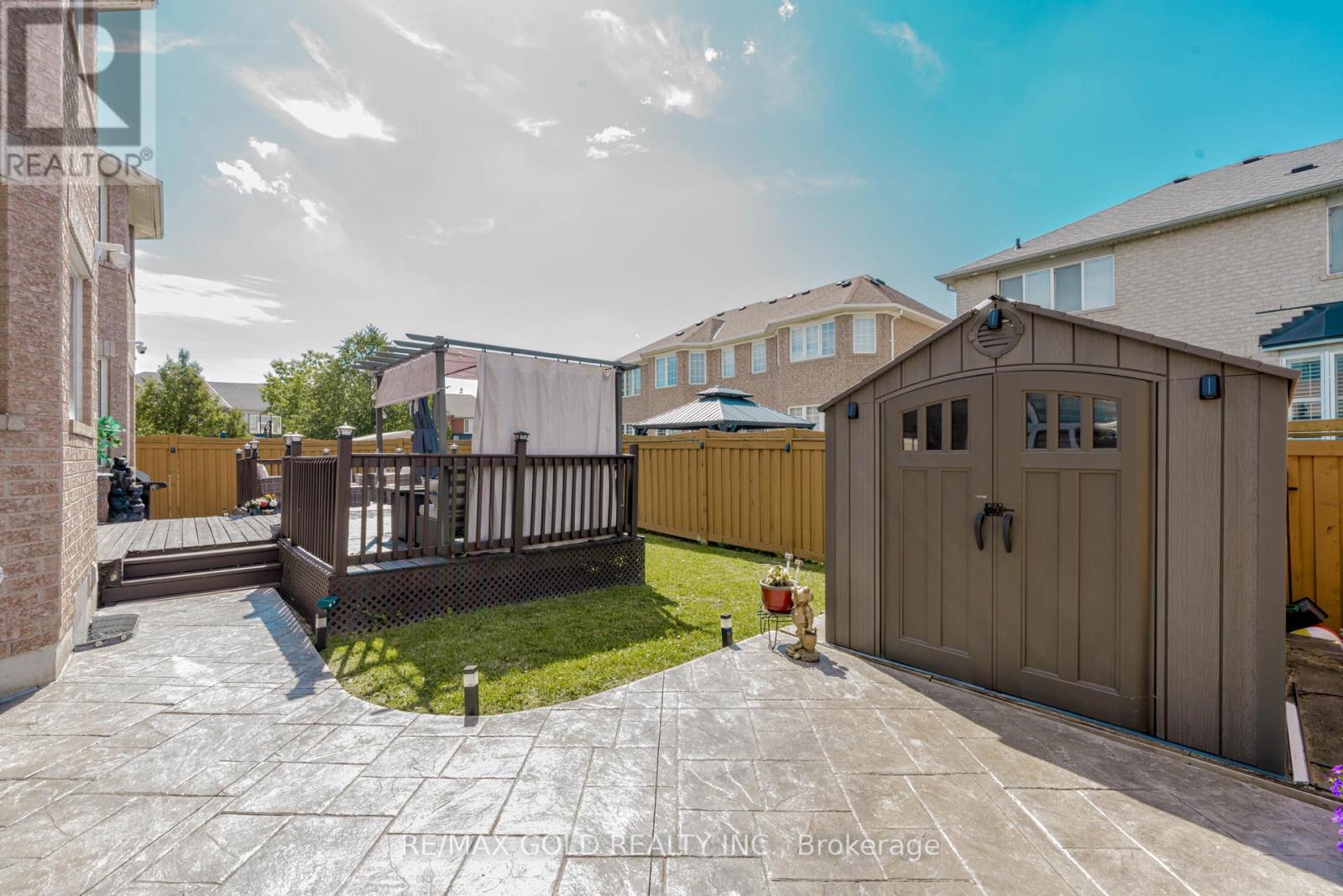 28 Crocker Drive, Brampton, Ontario  L6P 1M8 - Photo 35 - W12377131