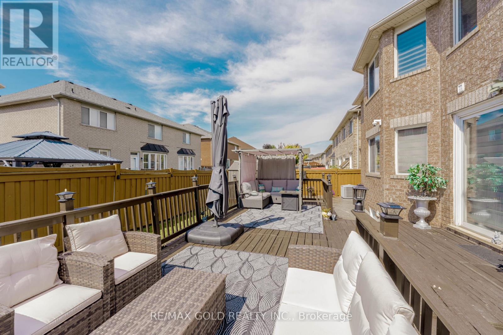 28 Crocker Drive, Brampton, Ontario  L6P 1M8 - Photo 38 - W12377131