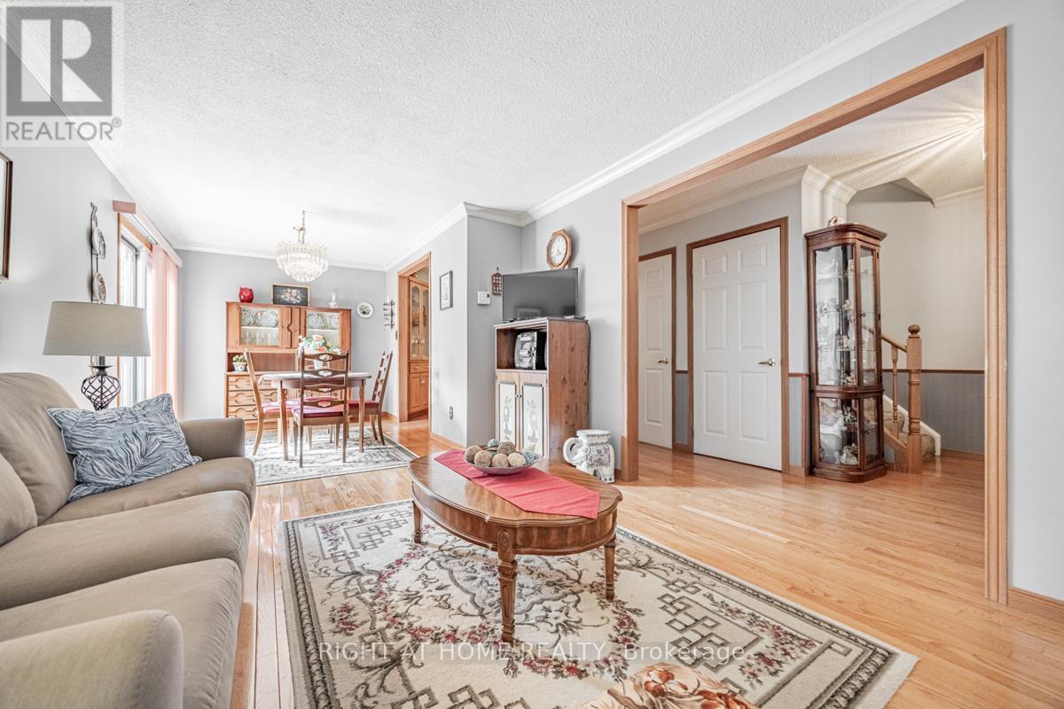 124 - 6540 Falconer Drive, Mississauga, Ontario  L5N 1M1 - Photo 6 - W12377181