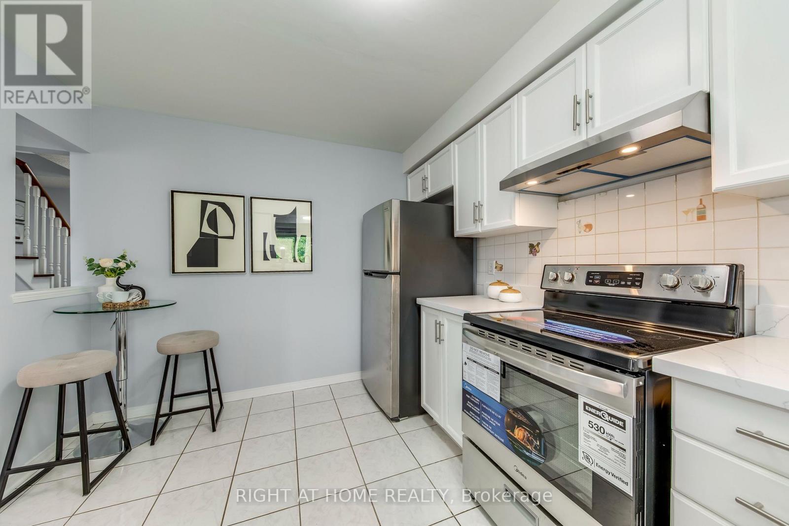 104 - 2945 Thomas Street, Mississauga, Ontario  L5M 6C1 - Photo 11 - W12377202