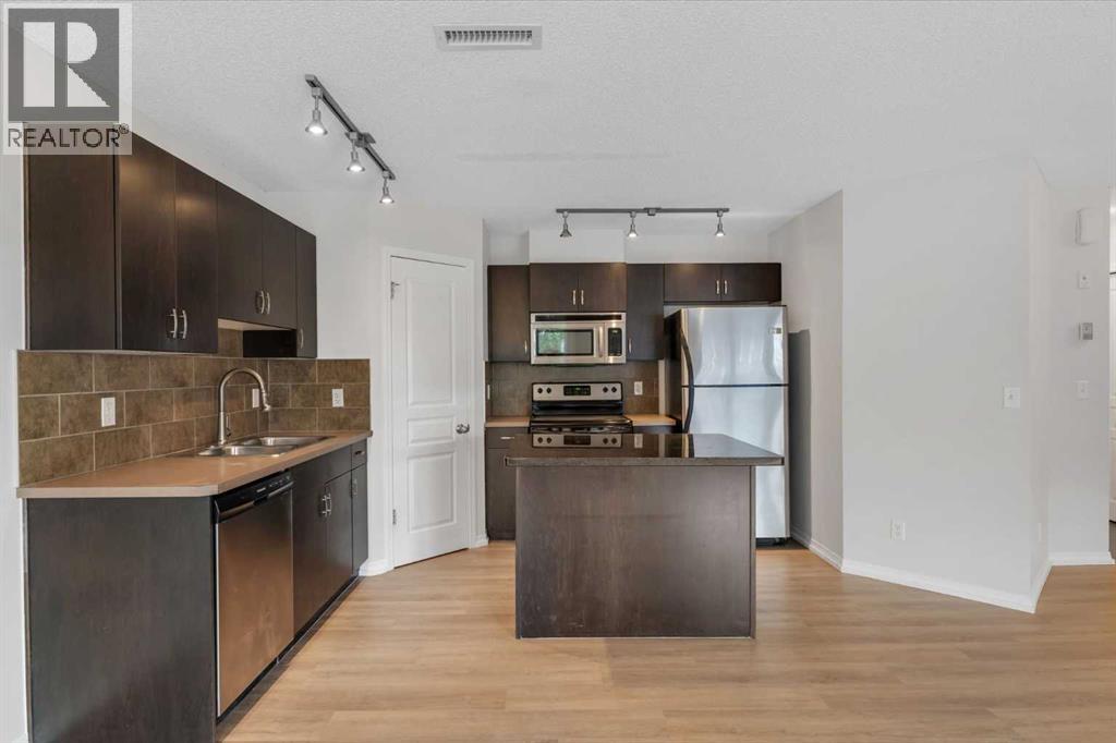57 Auburn Bay Common Se, Calgary, Alberta  T3M 0M6 - Photo 7 - A2240452