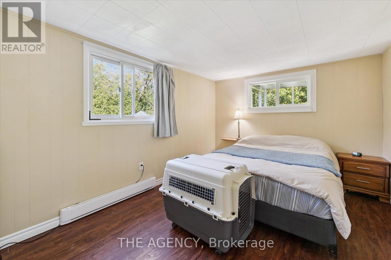 31 Brunel Road, Huntsville (Brunel), Ontario  P1H 1P4 - Photo 16 - X12377141