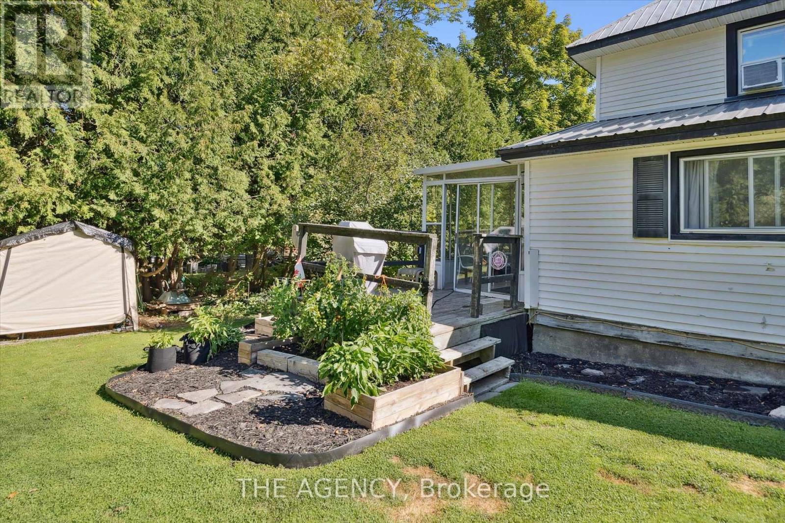 31 Brunel Road, Huntsville (Brunel), Ontario  P1H 1P4 - Photo 19 - X12377141