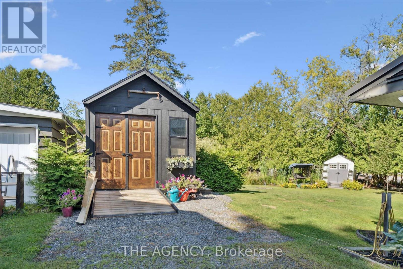 31 Brunel Road, Huntsville (Brunel), Ontario  P1H 1P4 - Photo 35 - X12377141