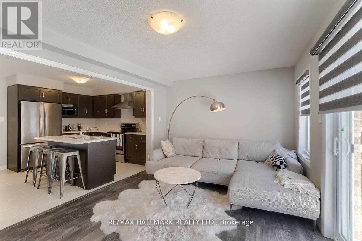 75 John Brabson Crescent, Guelph, Ontario  N1G 0G7 - Photo 5 - X12377205