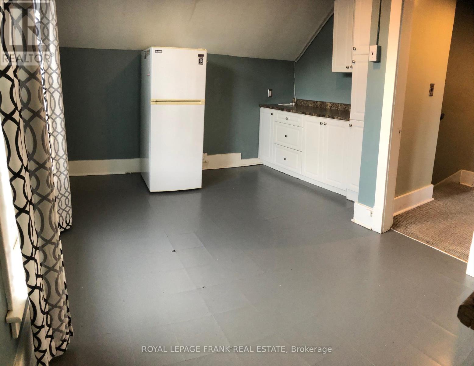 714 Chemong Road, Peterborough North, Ontario  K9H 5Y9 - Photo 13 - X12339903