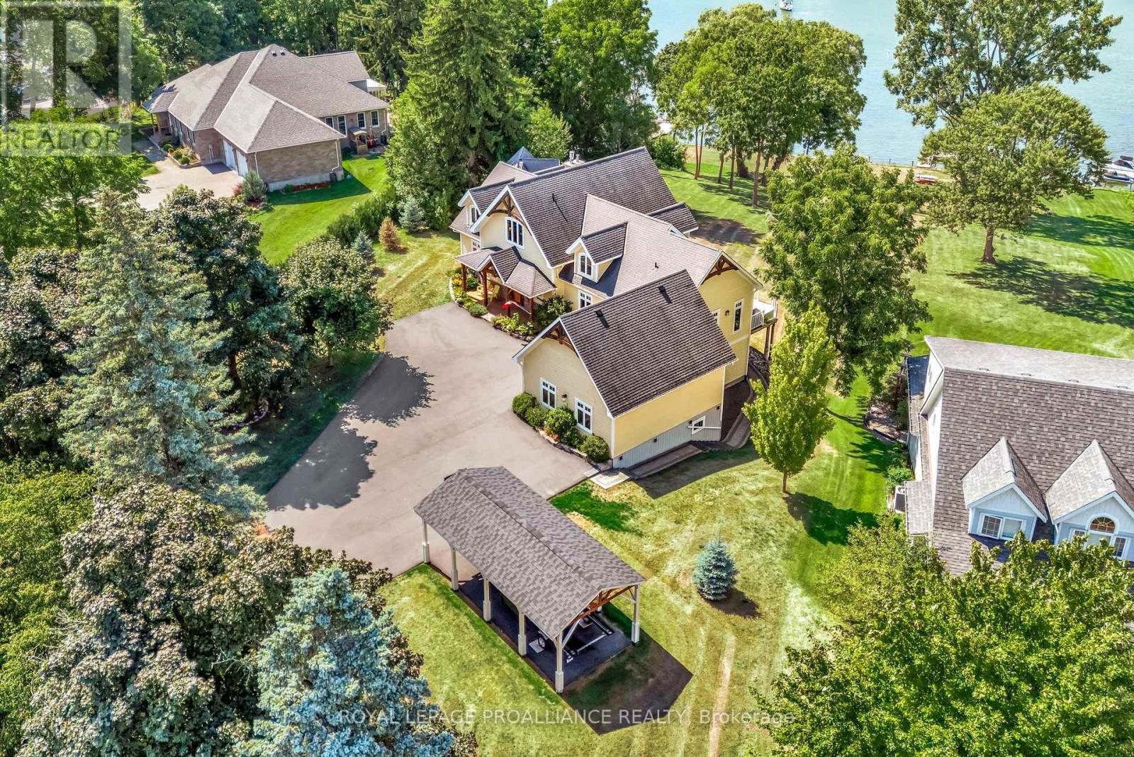 12698 Loyalist Parkway, Prince Edward County, Ontario  K0K 2T0 - Photo 6 - X12371479