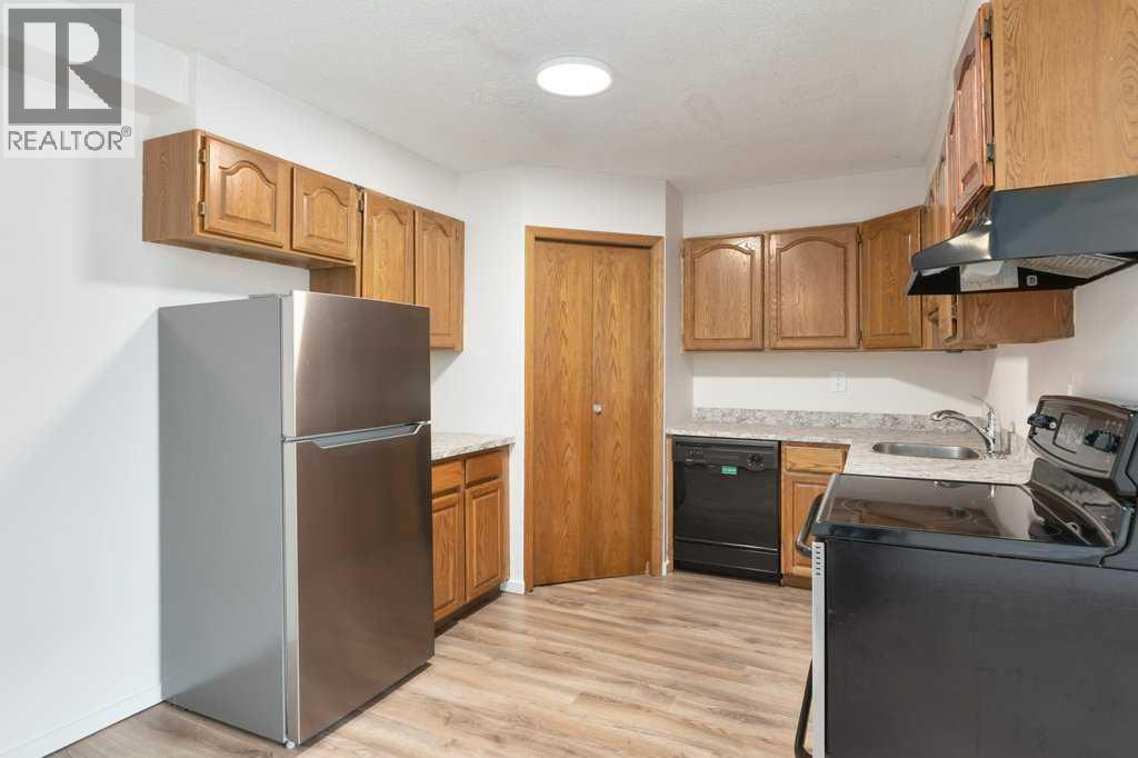 Property at 139, 3809 45 Street SW image 5