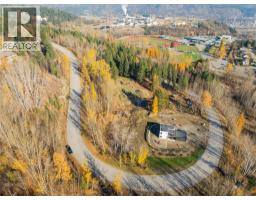 220 WHITMAN Way, warfield, British Columbia