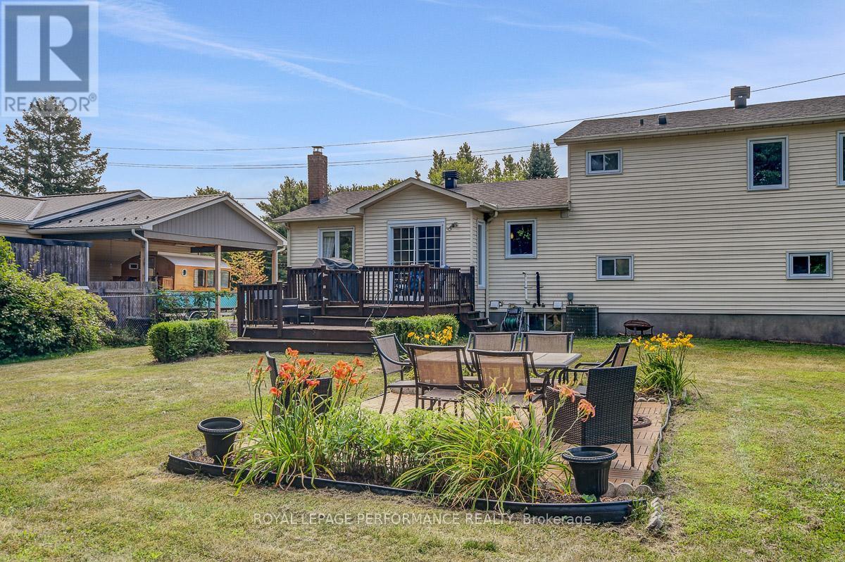 124 Des Pins Street, Russell, Ontario  K4R 1C5 - Photo 39 - X12377432