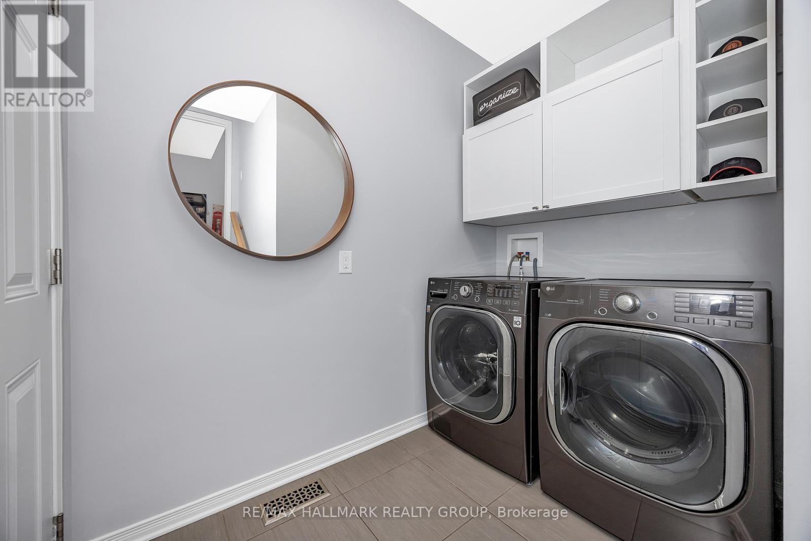 218 Harthill Way, Ottawa, Ontario  K2J 0P2 - Photo 21 - X12377480