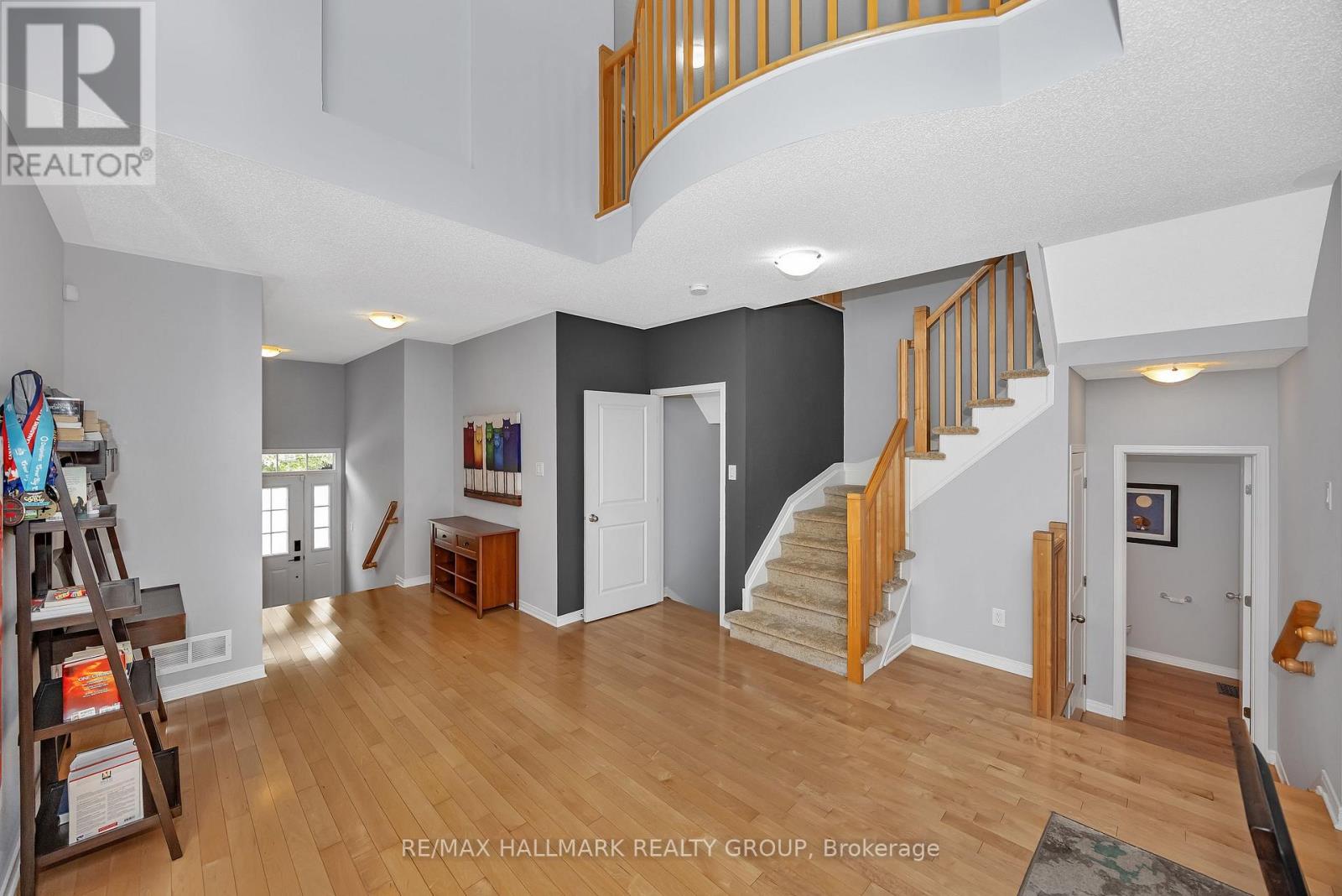 218 Harthill Way, Ottawa, Ontario  K2J 0P2 - Photo 22 - X12377480