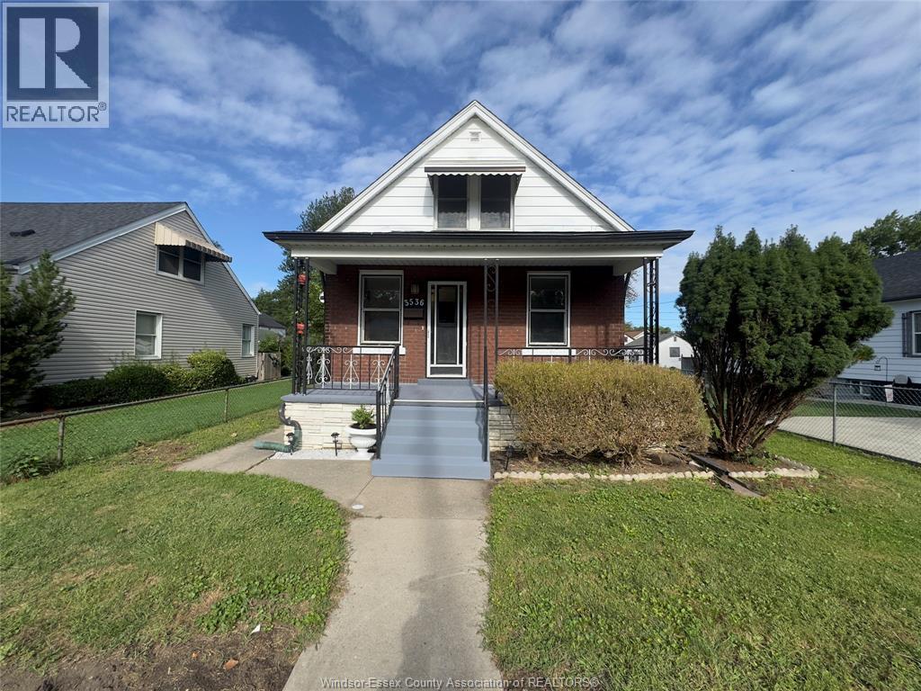 3536 Bloomfield Road, Windsor, Ontario  N9C 1R7 - Photo 2 - 25022190