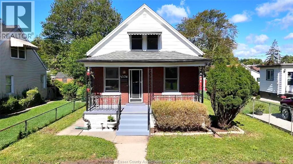 3536 Bloomfield Road, Windsor, Ontario  N9C 1R7 - Photo 1 - 25022190