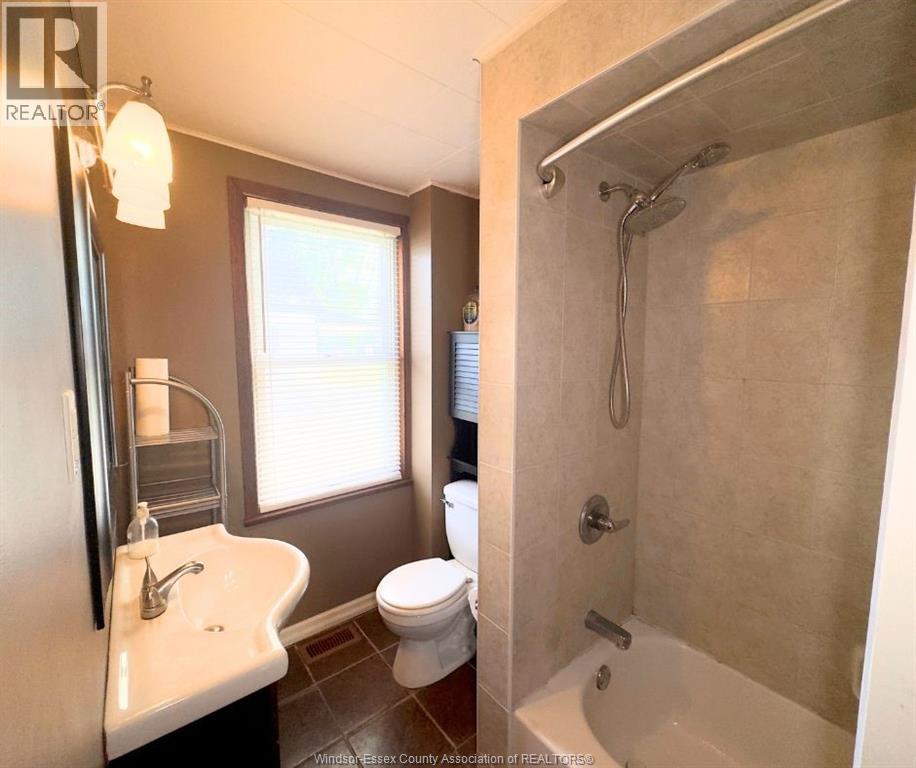 3536 Bloomfield Road, Windsor, Ontario  N9C 1R7 - Photo 20 - 25022190
