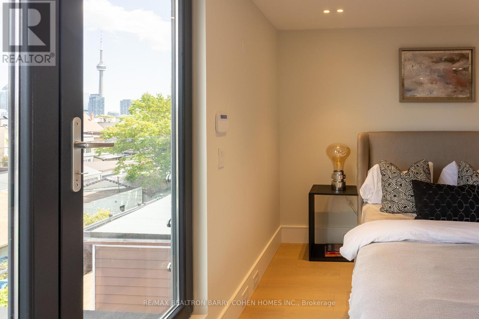 179 Palmerston Avenue, Toronto, Ontario  M6J 2J3 - Photo 16 - C12377213