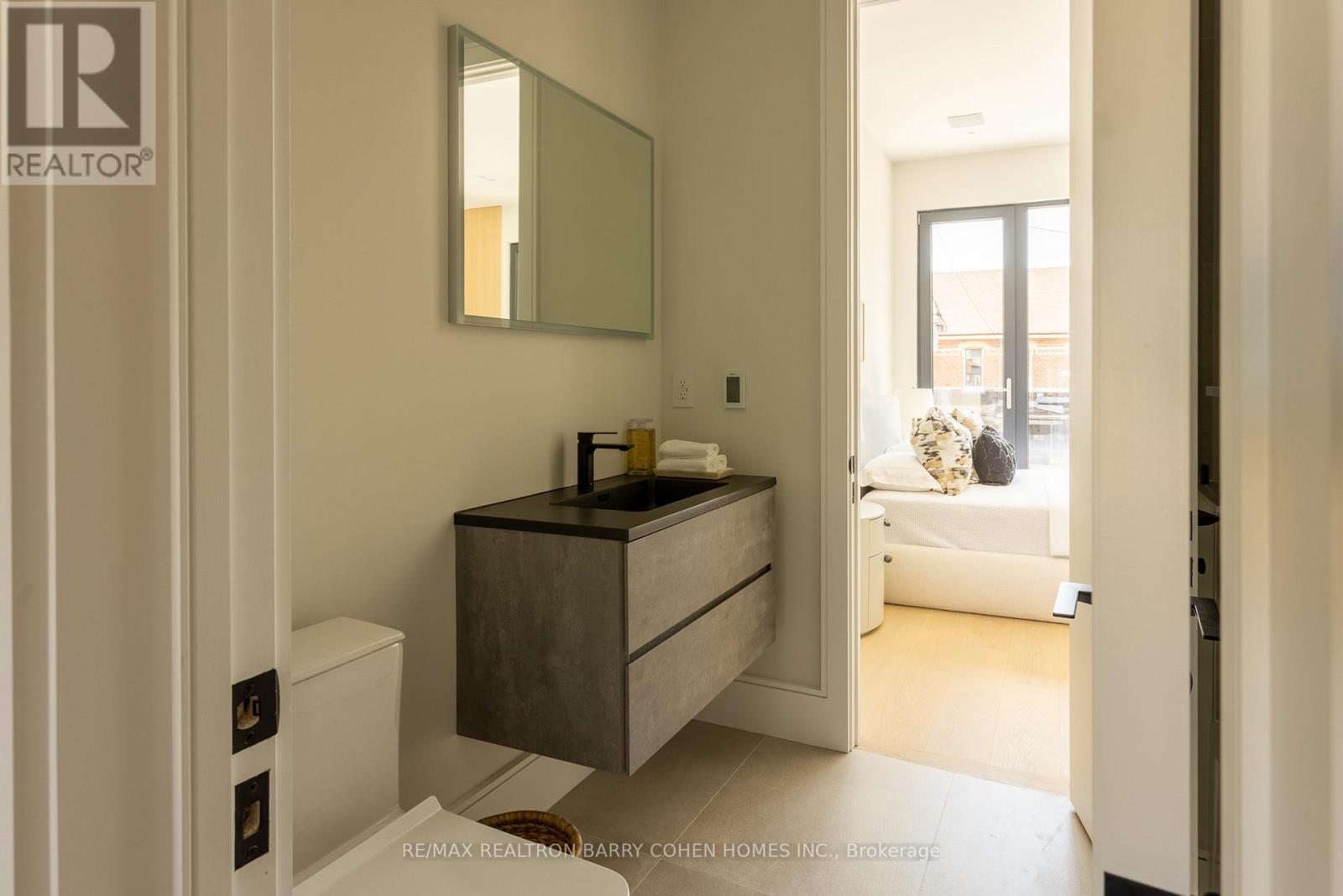 179 Palmerston Avenue, Toronto, Ontario  M6J 2J3 - Photo 18 - C12377213