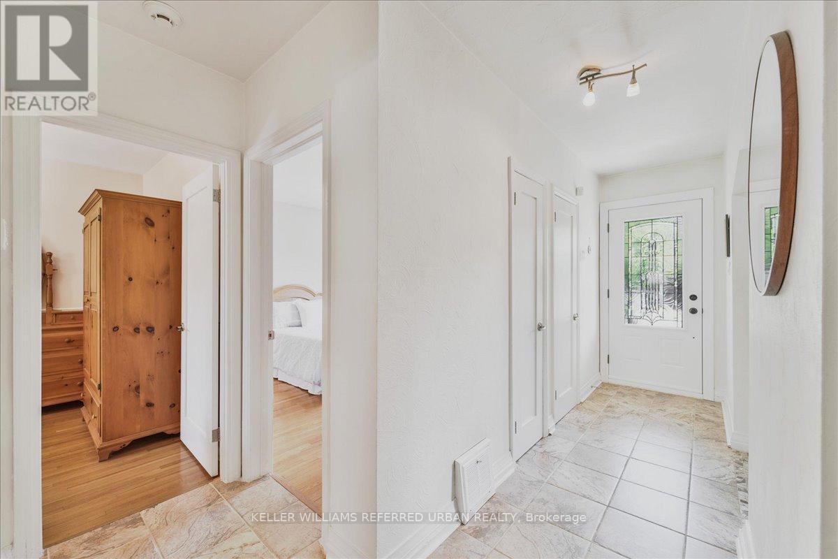 274 Poyntz Avenue, Toronto, Ontario  M2N 1J9 - Photo 18 - C12377261
