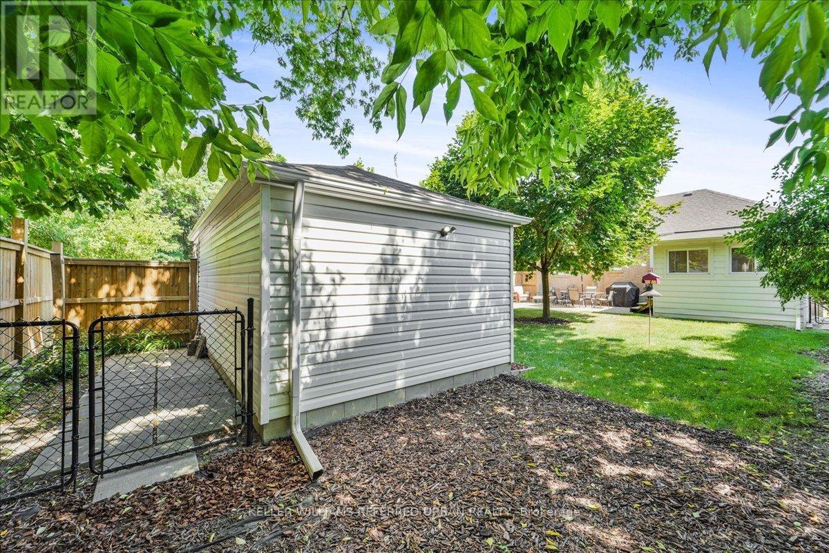 274 Poyntz Avenue, Toronto, Ontario  M2N 1J9 - Photo 32 - C12377261