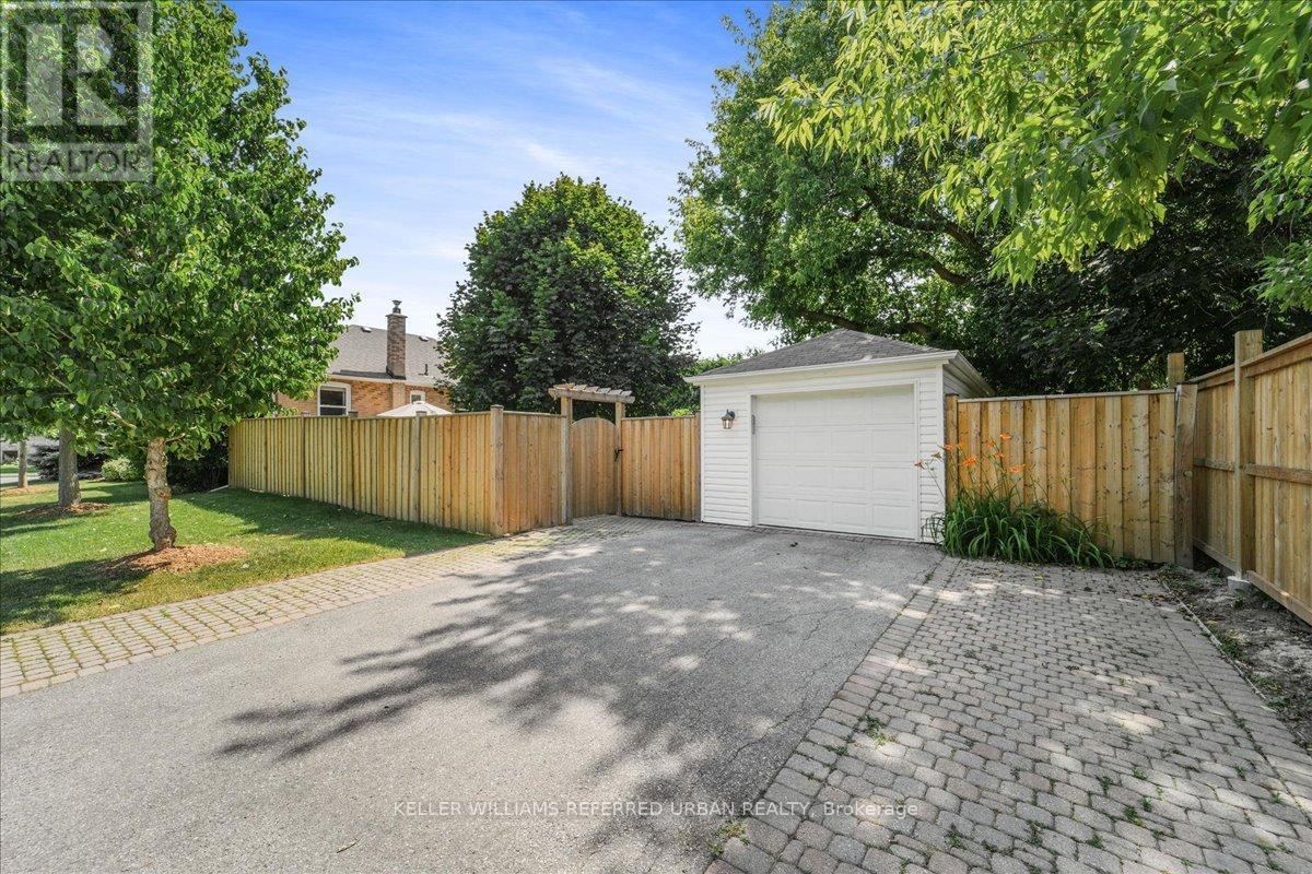 274 Poyntz Avenue, Toronto, Ontario  M2N 1J9 - Photo 34 - C12377261