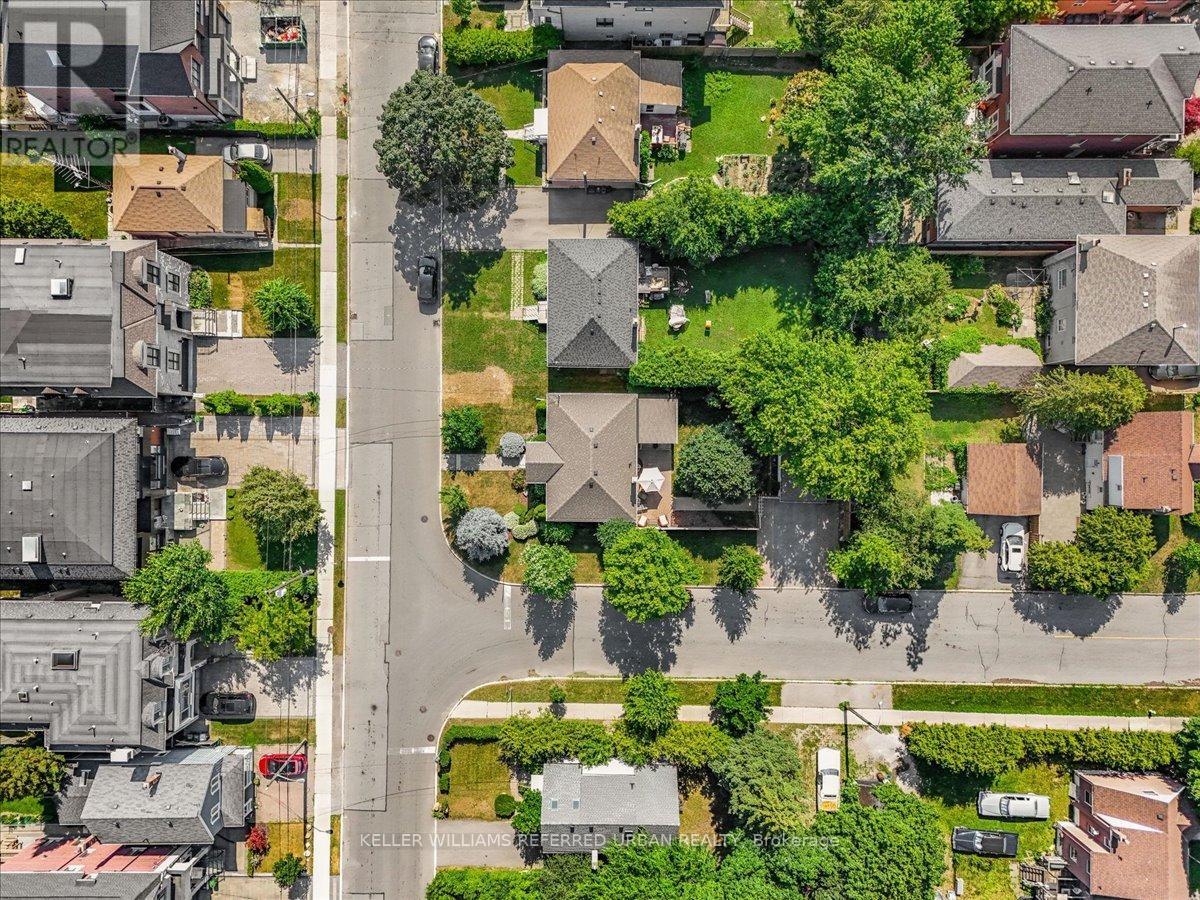 274 Poyntz Avenue, Toronto, Ontario  M2N 1J9 - Photo 36 - C12377261