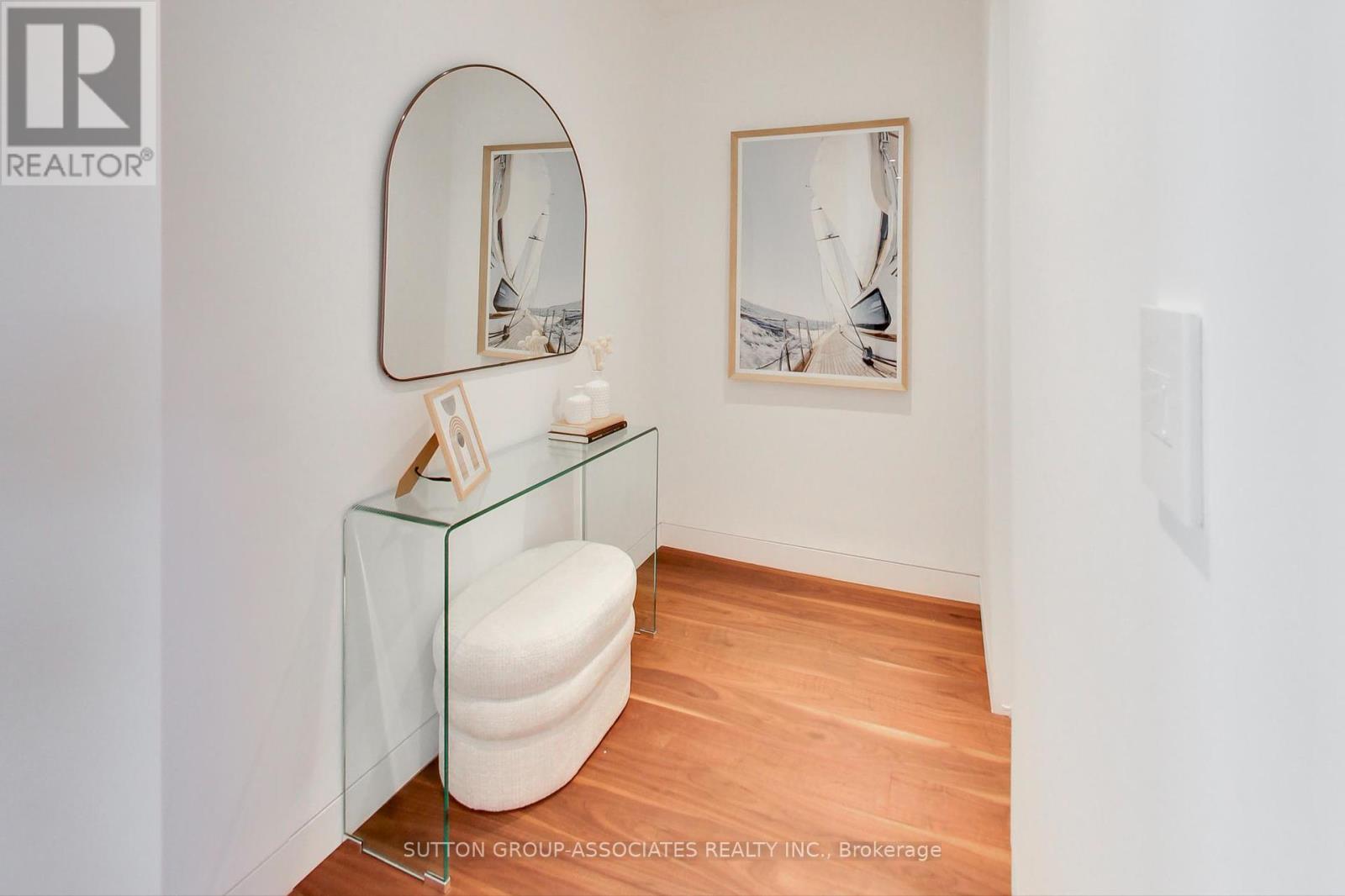 83 Pinewood Avenue, Toronto (Humewood-Cedarvale), Ontario  M6C 2V2 - Photo 25 - C12377324