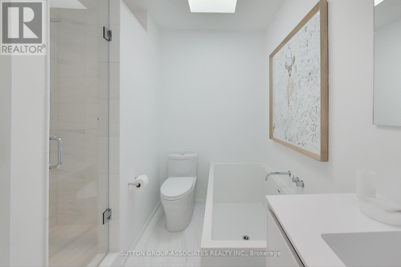 83 Pinewood Avenue, Toronto (Humewood-Cedarvale), Ontario  M6C 2V2 - Photo 42 - C12377324
